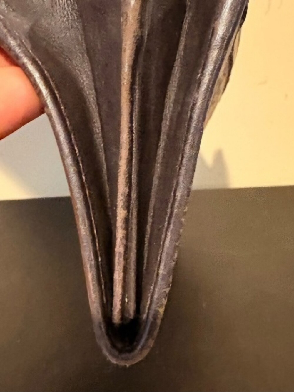 Fendi Wallet w/COA - Picture 5 of 8
